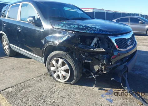 2013 Kia Sorento Lx z USA, uszkodzony, nr VIN 5XYKT3A18DG373375
